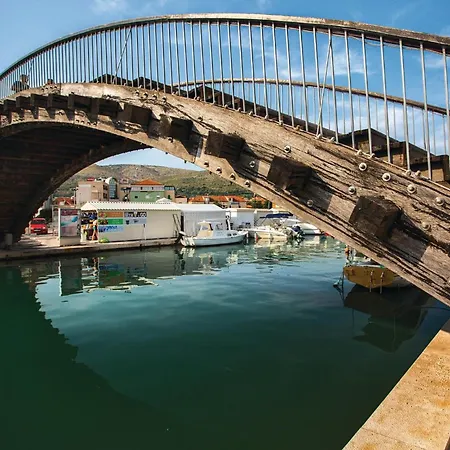 Stunning In With Wifi *